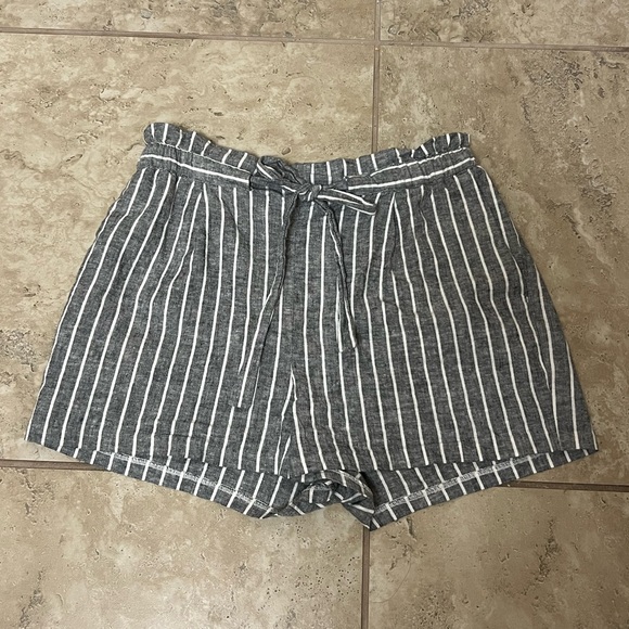 Express High Rise Striped Paperbag Waist Linen Shortie Shorts MEDIUM - Picture 7 of 13